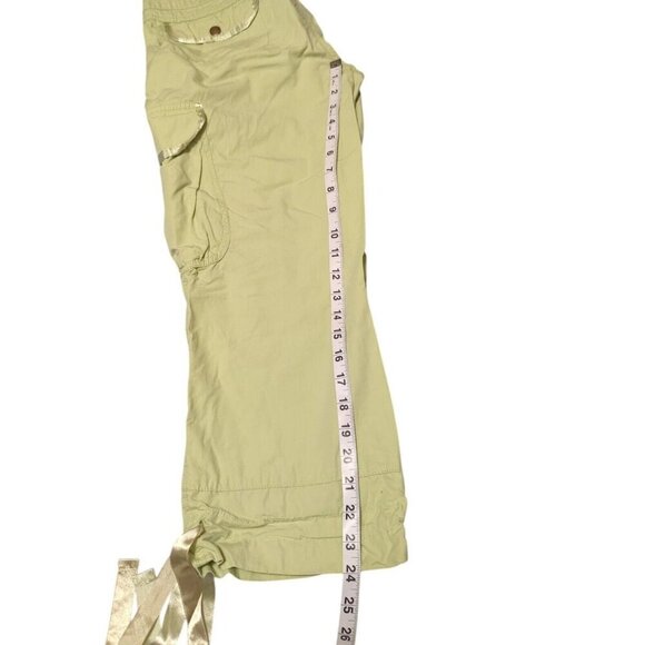 DKNY Women Size 7draw string cargo capris pants Lime Green Multi Pockets - Picture 15 of 16